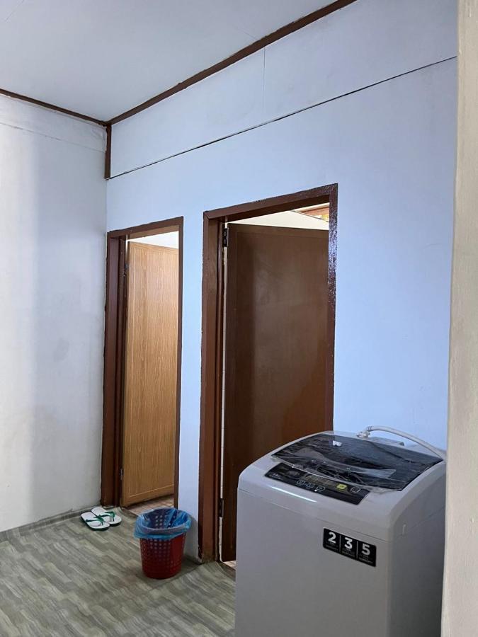 Lavender Homestay Desa Chendering 3 Bedrooms Kuala Terengganu Dış mekan fotoğraf