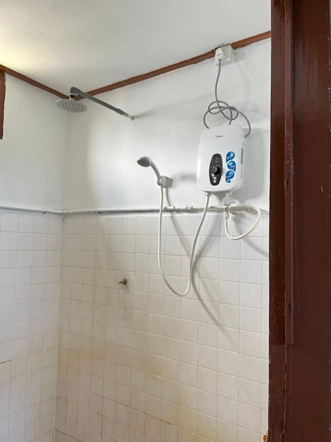 Lavender Homestay Desa Chendering 3 Bedrooms Kuala Terengganu Dış mekan fotoğraf